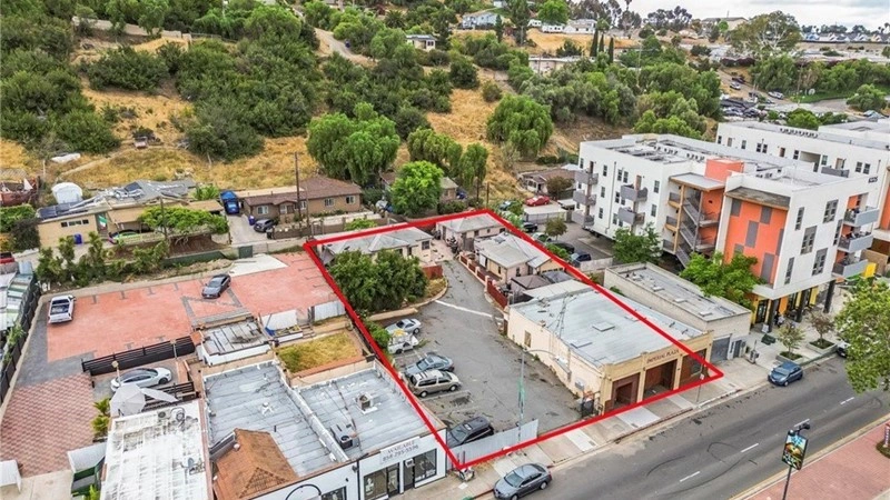 Функциональное коммерческое помещение 424 m² в Сан‑Диего, США