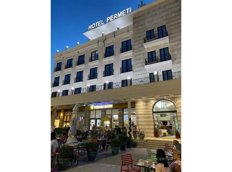 Премиальный отель 1600 m² в Тиране, Албания