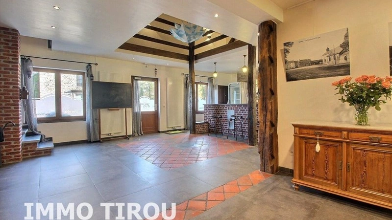 Торговое помещение 120 m² в Шарлеруа, Бельгия