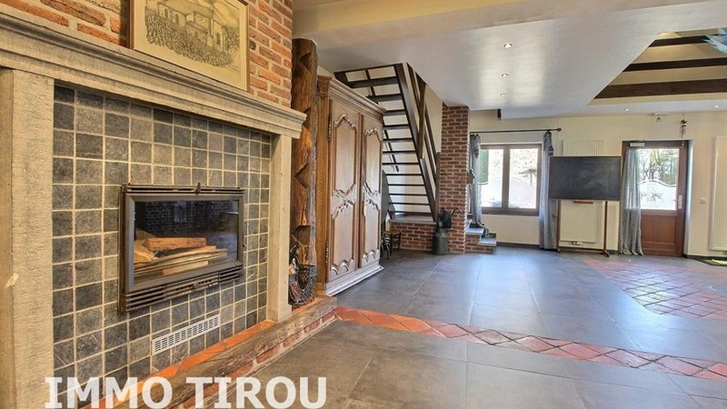 Торговое помещение 120 m² в Шарлеруа, Бельгия