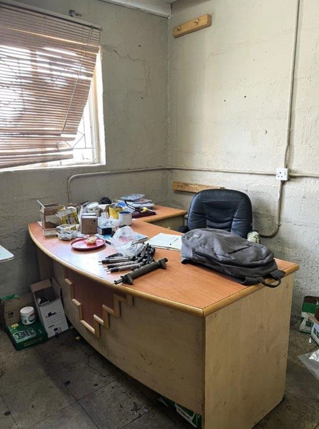 Универсальный склад 330 m² в Габороне, Ботсвана