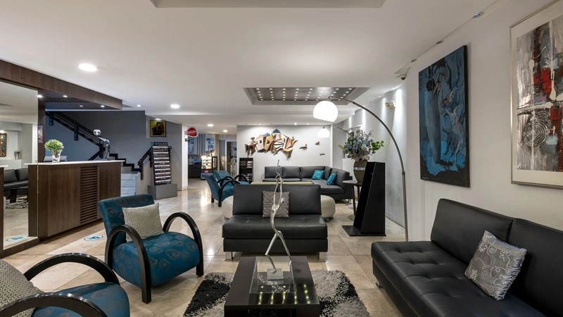 Премиальный отель 1709 m2 в Куэнке, Эквадор