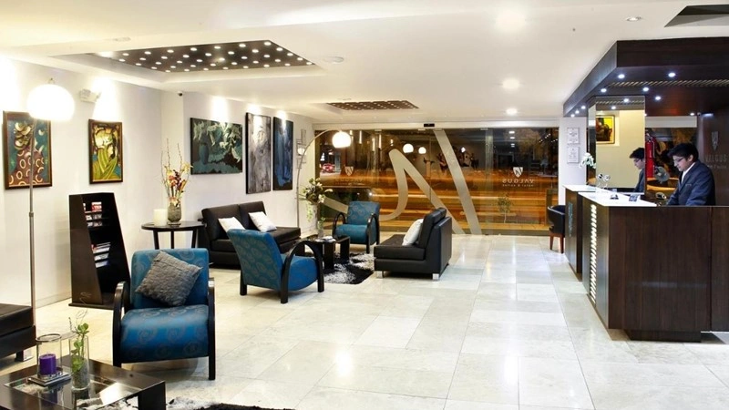 Премиальный отель 1709 m2 в Куэнке, Эквадор