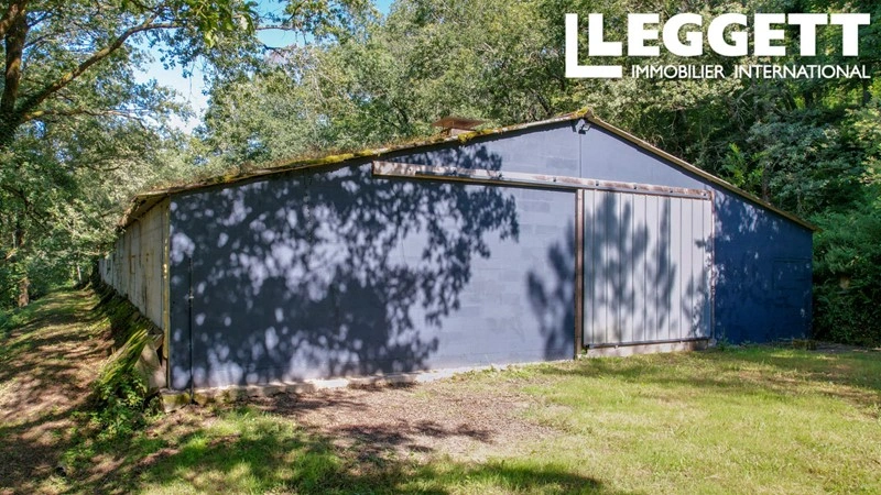 Склад 4472 м² в Новой Аквитании, Франция