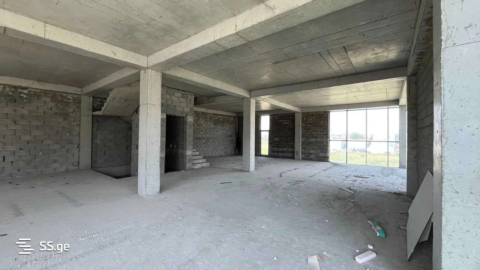 Функциональный склад 720 m2 в Рустави, Грузия