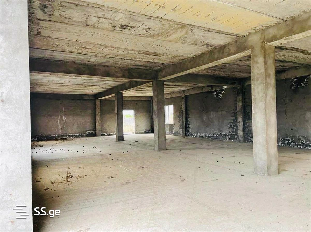 Современный склад 100000 m2 в Зугдиди, Грузия