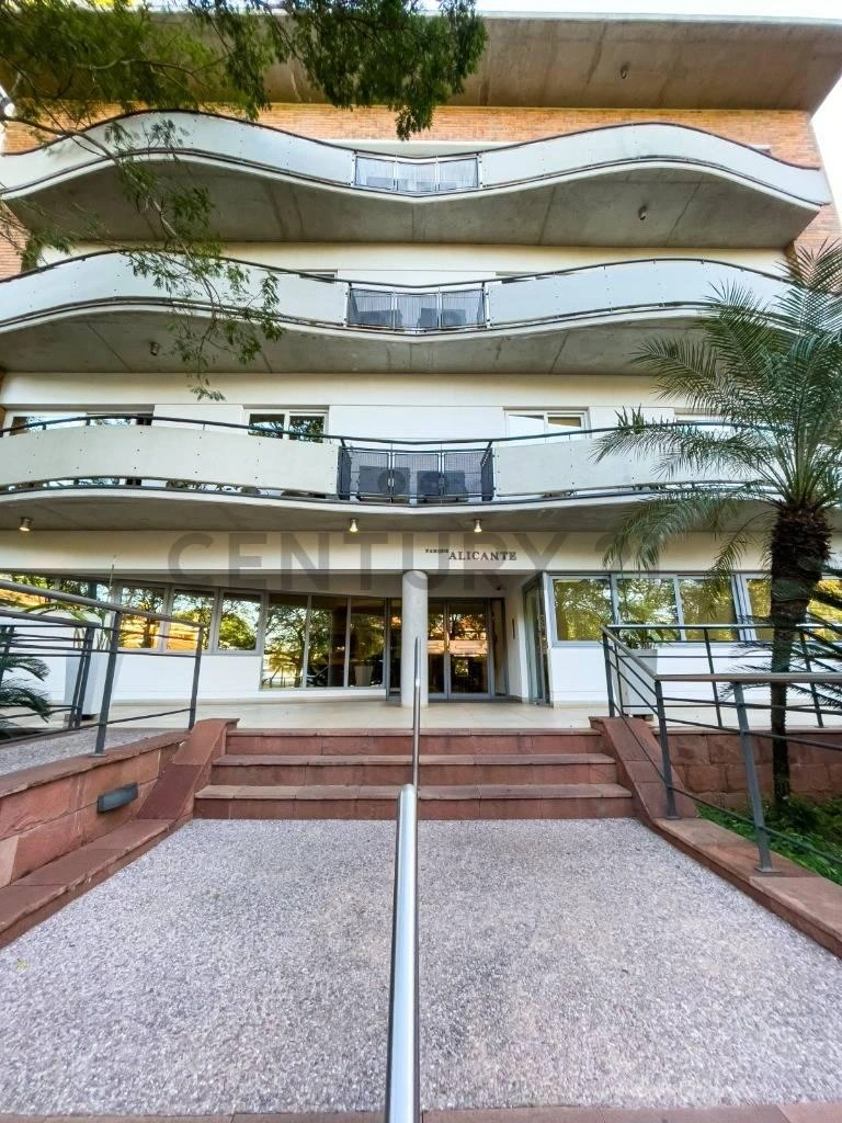 Знаковый коммерческий объект 6634 m2 в Асунсьоне, Парагвай