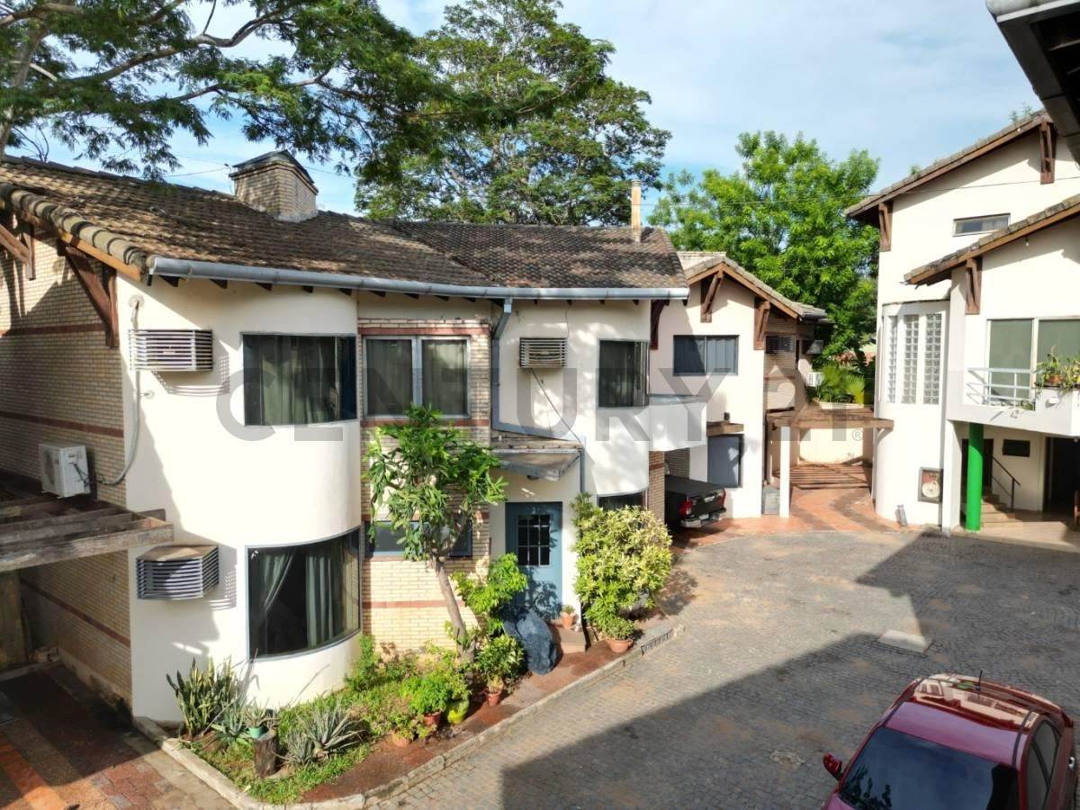 Универсальное коммерческое помещение 1294 m² в Асунсьоне, Парагвай