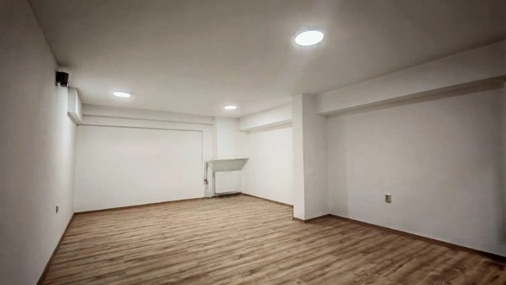 Офис 63 м2 после ремонта в Новом Саде, Сербия