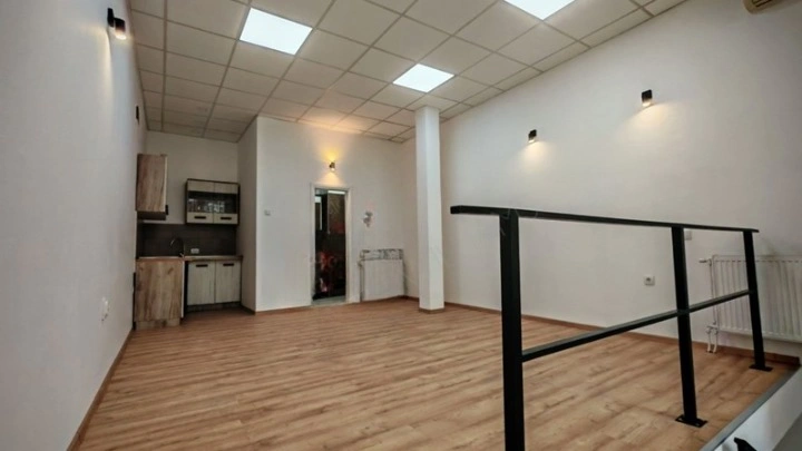 Офис 63 м2 после ремонта в Новом Саде, Сербия