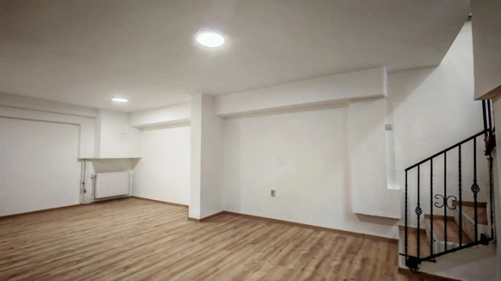 Офис 63 м2 после ремонта в Новом Саде, Сербия