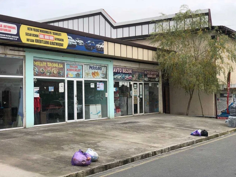 Городское коммерческое помещение 75 m2 в Андижане, Узбекистан