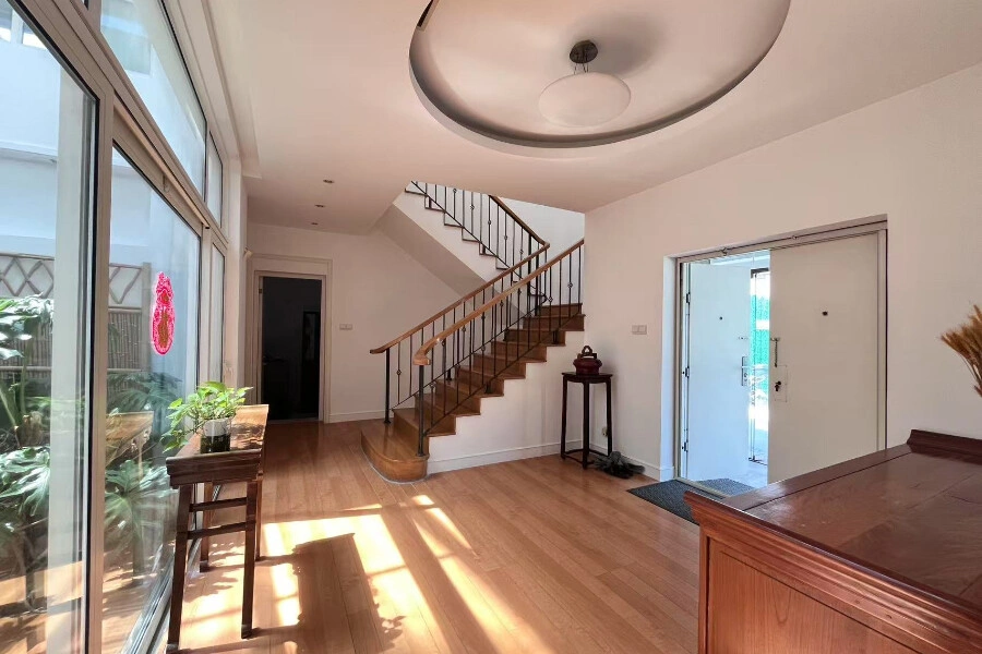 Светлая вилла 357 m² в Шанхае, Китай