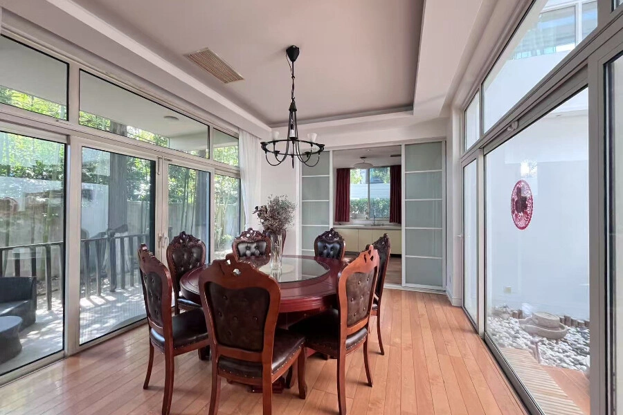 Светлая вилла 357 m² в Шанхае, Китай