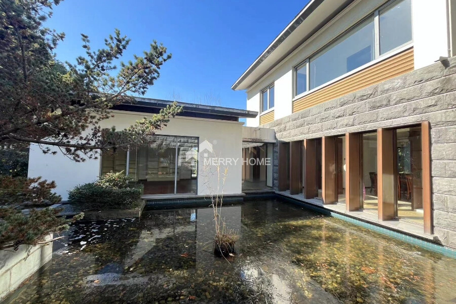 Просторный дом 480 m2 в Шанхае, Китай