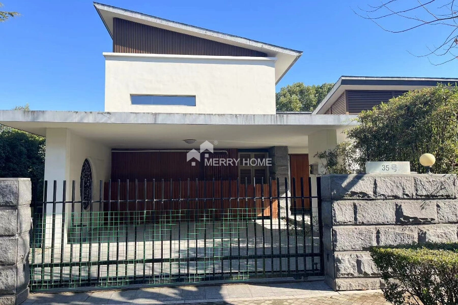 Просторный дом 480 m2 в Шанхае, Китай