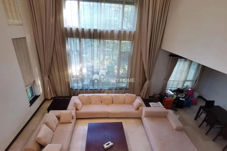 Просторная вилла 301 m² в Шанхае, Китай