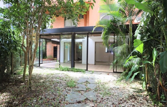 Просторный дом 160 m2 в Медельине, Колумбия