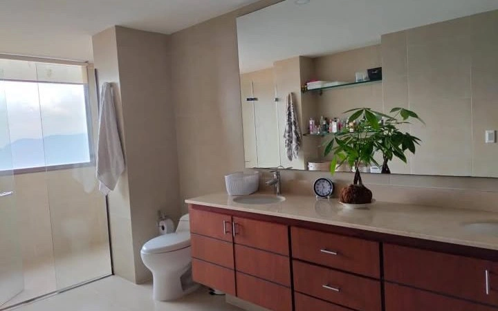 Просторная квартира 276 m2 в Медельине, Колумбия