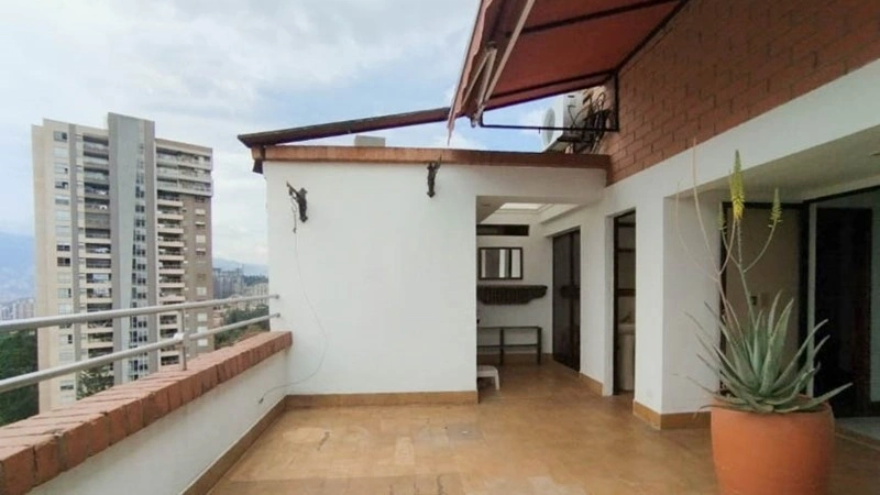 Просторный дуплекс 177 м² в Медельине, Колумбия