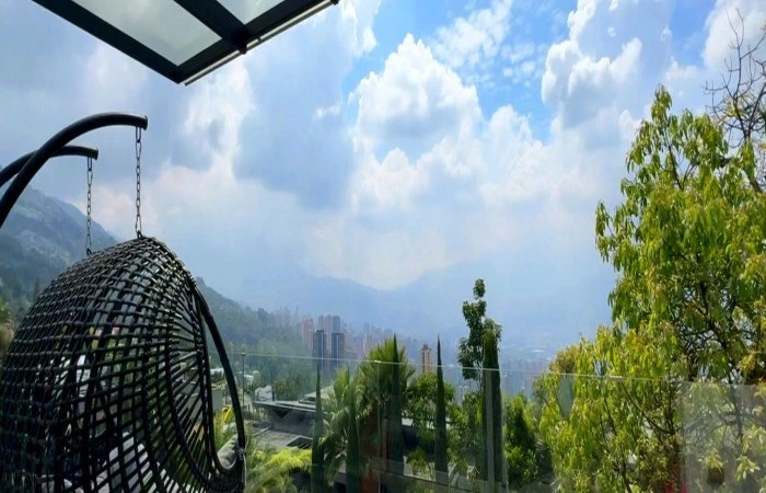 Уютный дом 4+1 в Медельине, Колумбия