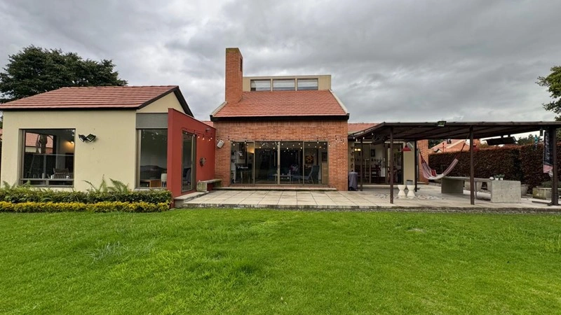 Просторный дом 283 m² в Боготе, Колумбия