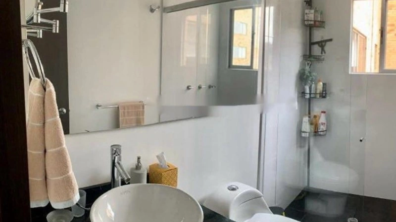 Солнечная квартира 3+1 в Боготе, Колумбия