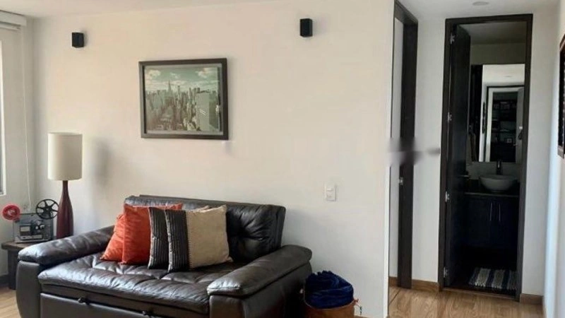 Солнечная квартира 3+1 в Боготе, Колумбия