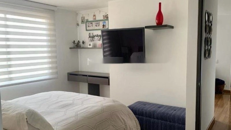 Солнечная квартира 3+1 в Боготе, Колумбия