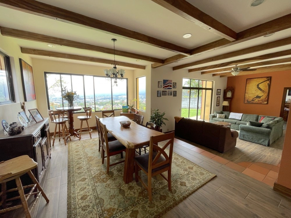 Просторный дом 7+1 в Сан-Хосе, Коста-Рика