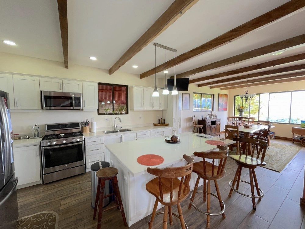 Просторный дом 7+1 в Сан-Хосе, Коста-Рика