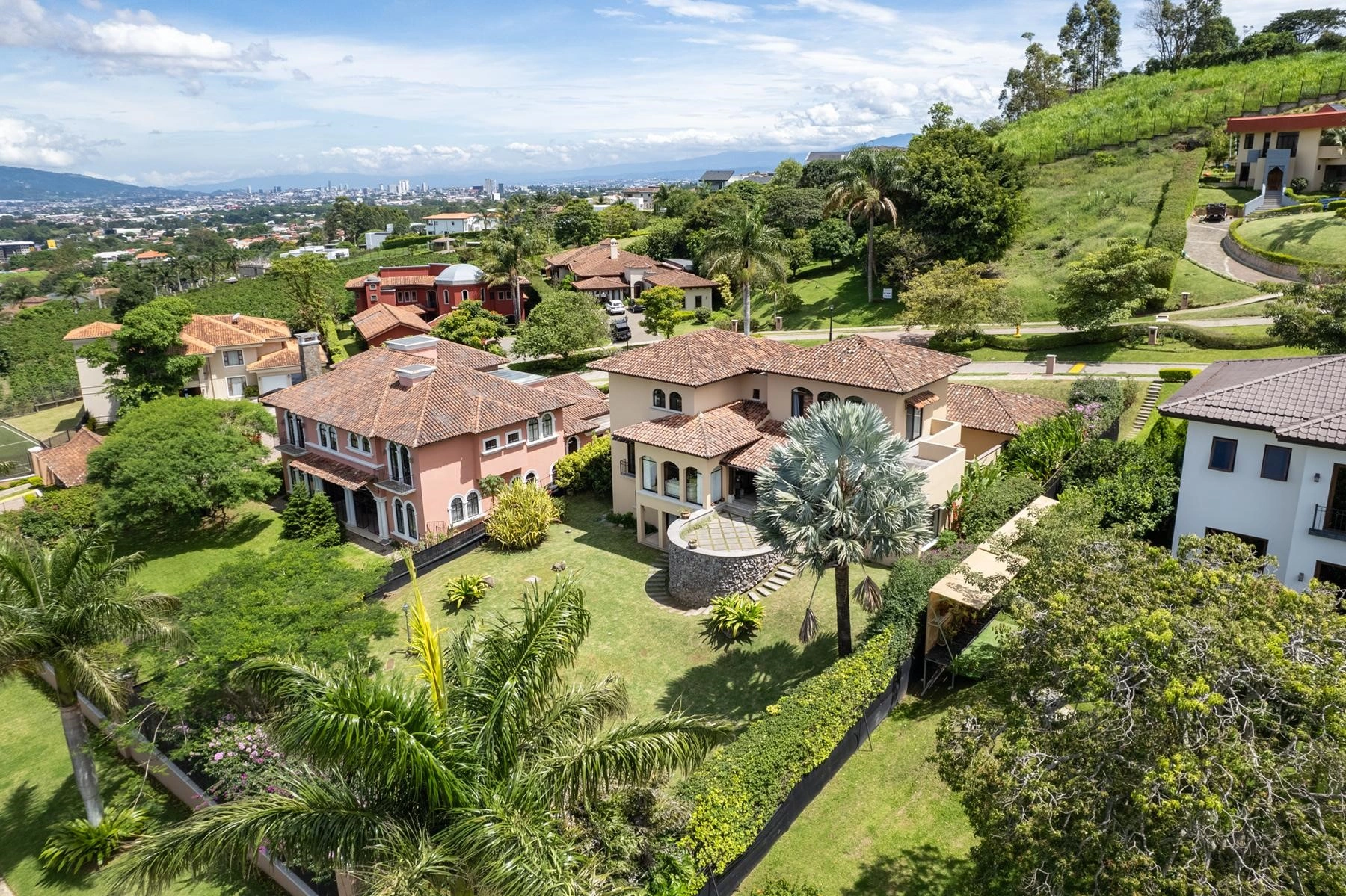 Очаровательный дом 6+1 в Картаго, Коста-Рика