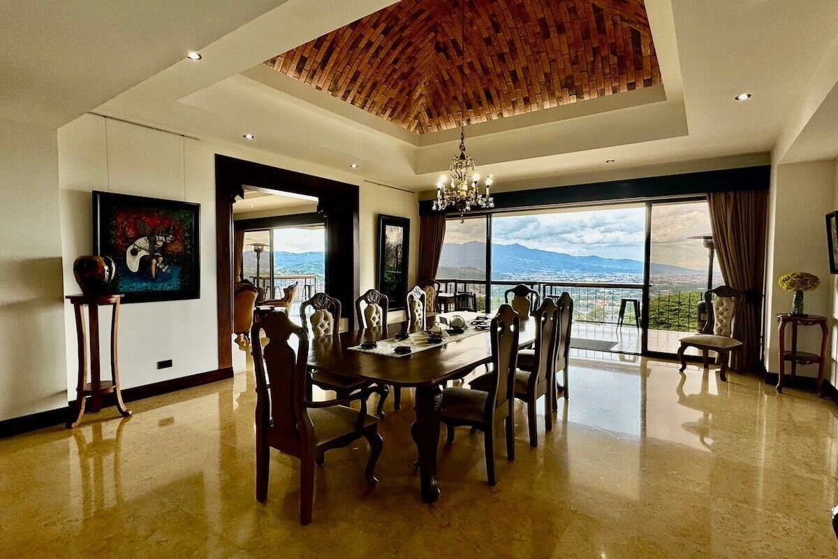 Уютный дом 4+1 в Картaго, Коста-Рика