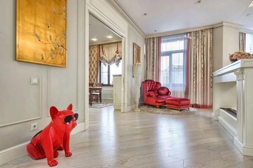 Apartment 180 m2 on Krestovsky Island