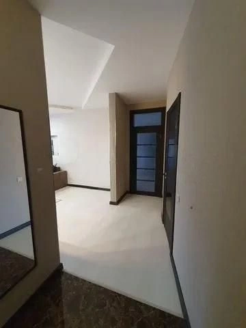 Apartment 68 m2 on Vasilyevsky Island