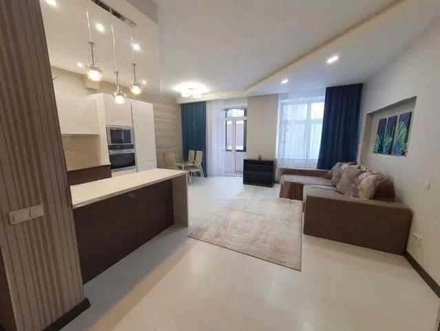 Apartment 68 m2 on Vasilyevsky Island