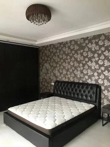 Apartment 68 m2 on Vasilyevsky Island