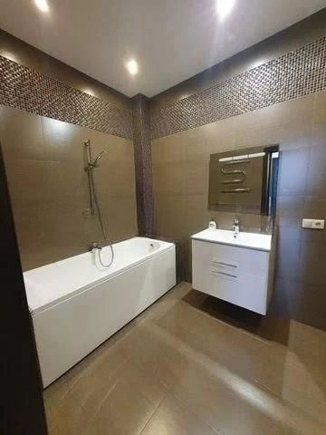 Apartment 68 m2 on Vasilyevsky Island