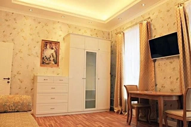 Apartment 107 m2 near the Planetarium