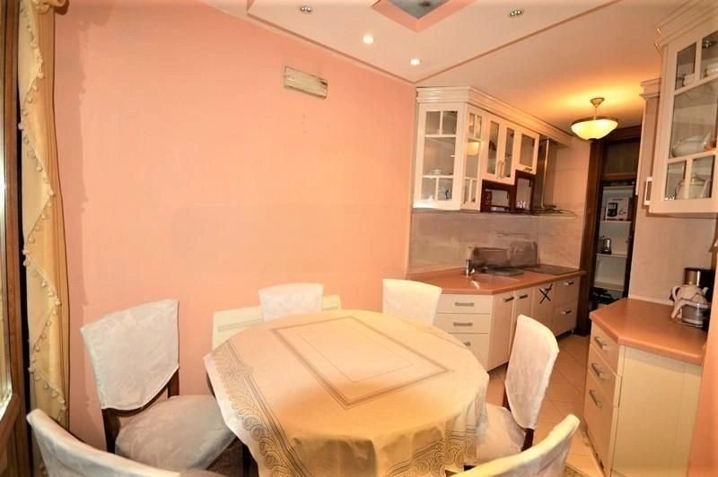 Cozy 1+1 apartment for living in Igalo