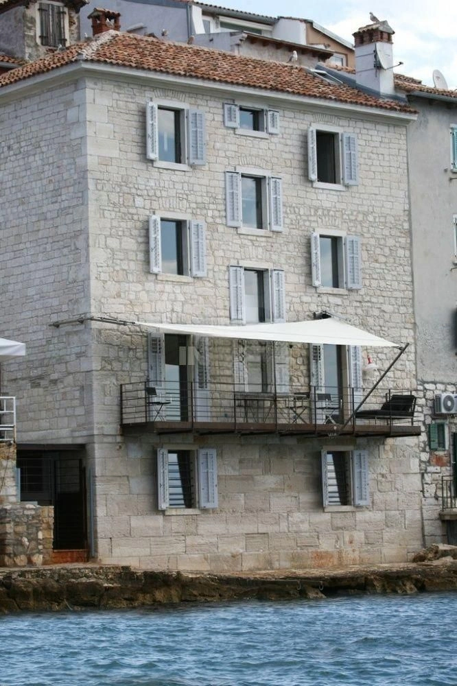 Роскошный дом на Истрийском полуострове в Ровинье