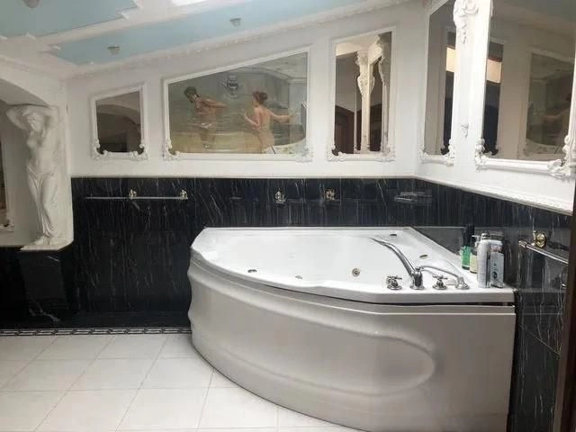 Дуплекс 3+1 с видом на Невский проспект