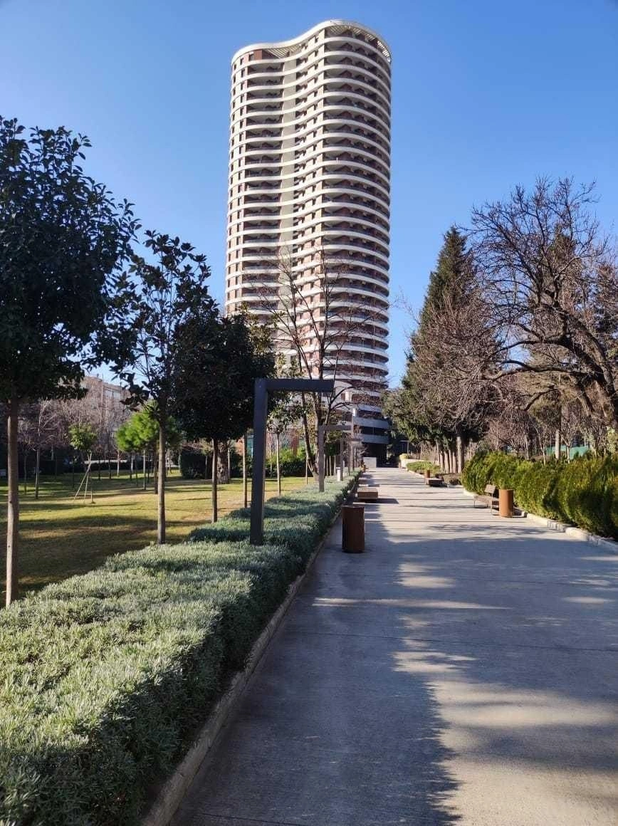 Просторная квартира 4+1 в доме с бассейном, сауной и спортзалом