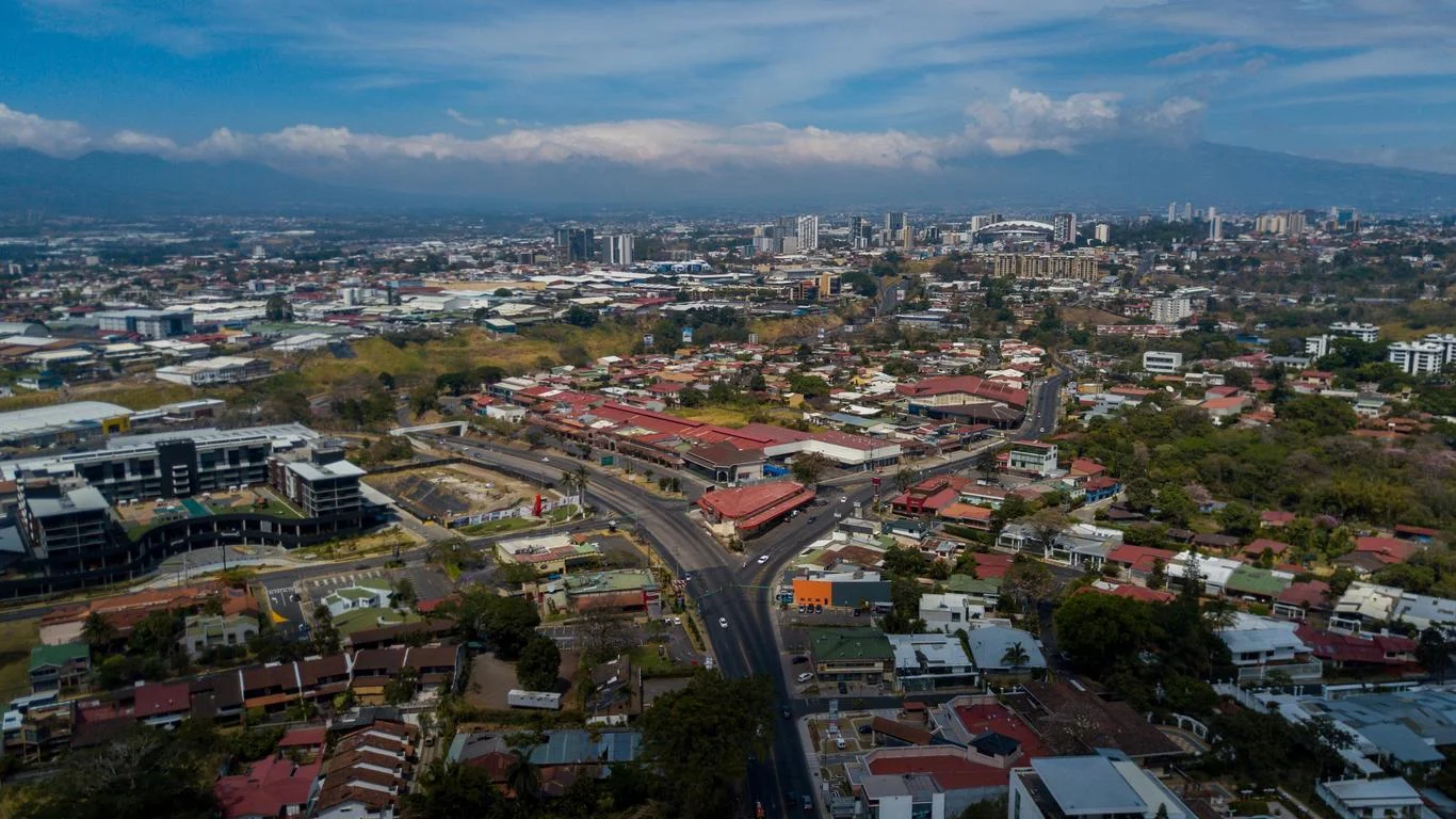 Дома на продажу в Эскасу — варианты вторичной продажи | VelesClub Int.