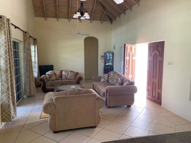 Современная вилла 6+1 в Сент-Джорджесе, Гренада