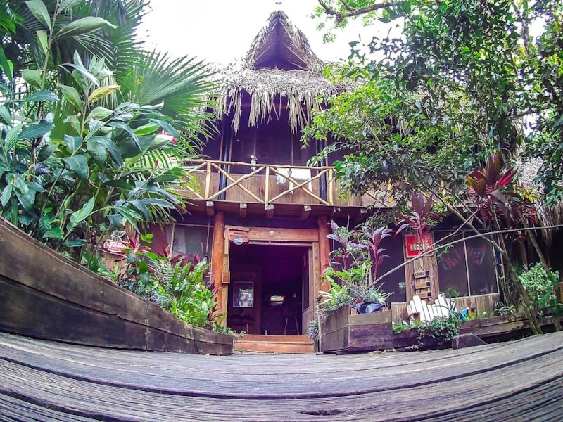 Современный отель 1516 m² в Ливингстоне, Гватемала