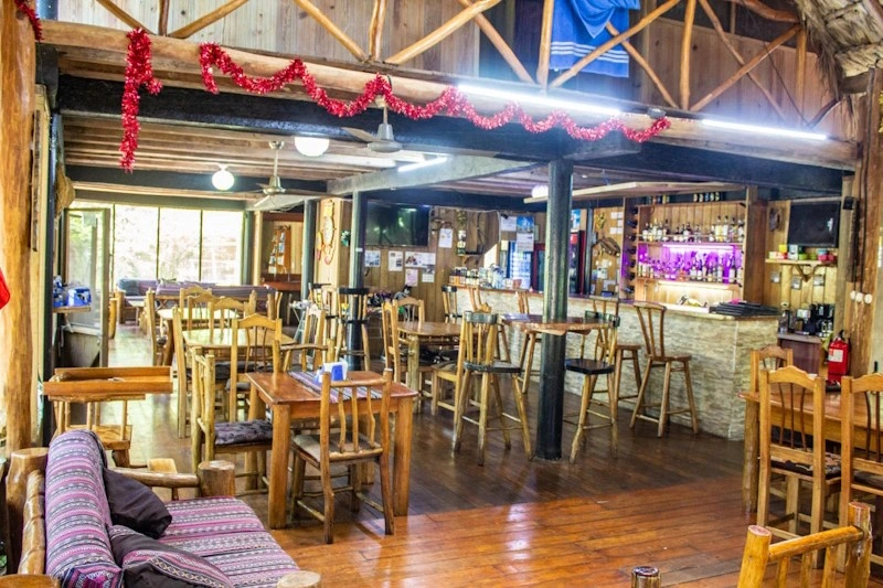 Современный отель 1516 m² в Ливингстоне, Гватемала