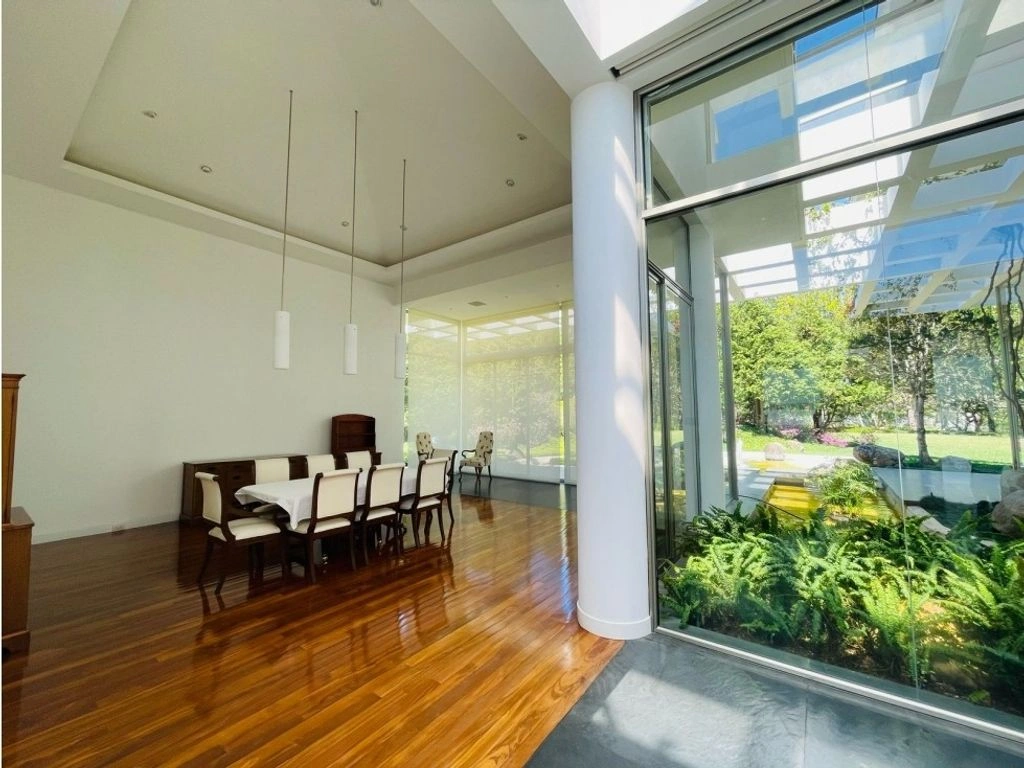 Отремонтированный дом 4+1 в городе Гватемала, Гватемала