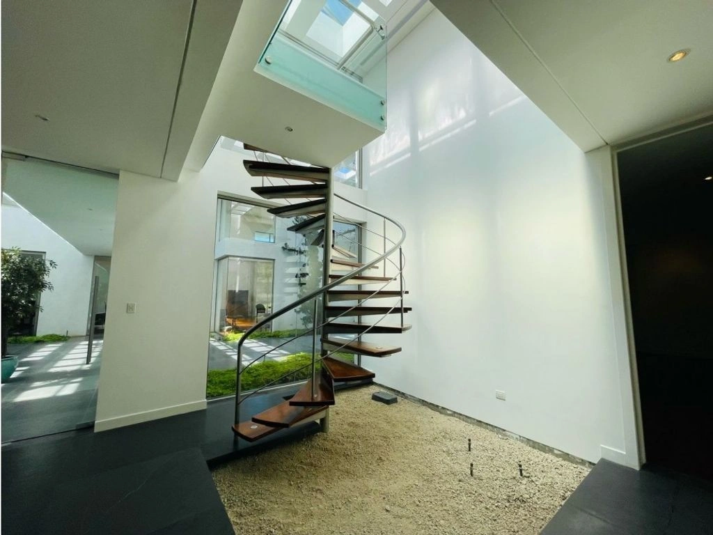 Отремонтированный дом 4+1 в городе Гватемала, Гватемала