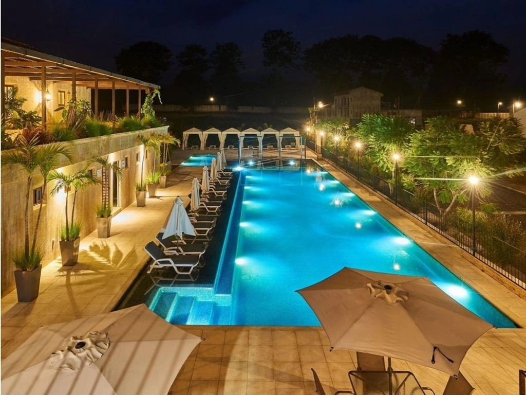 Просторный дом 4+1 в Антигуа, Гватемала